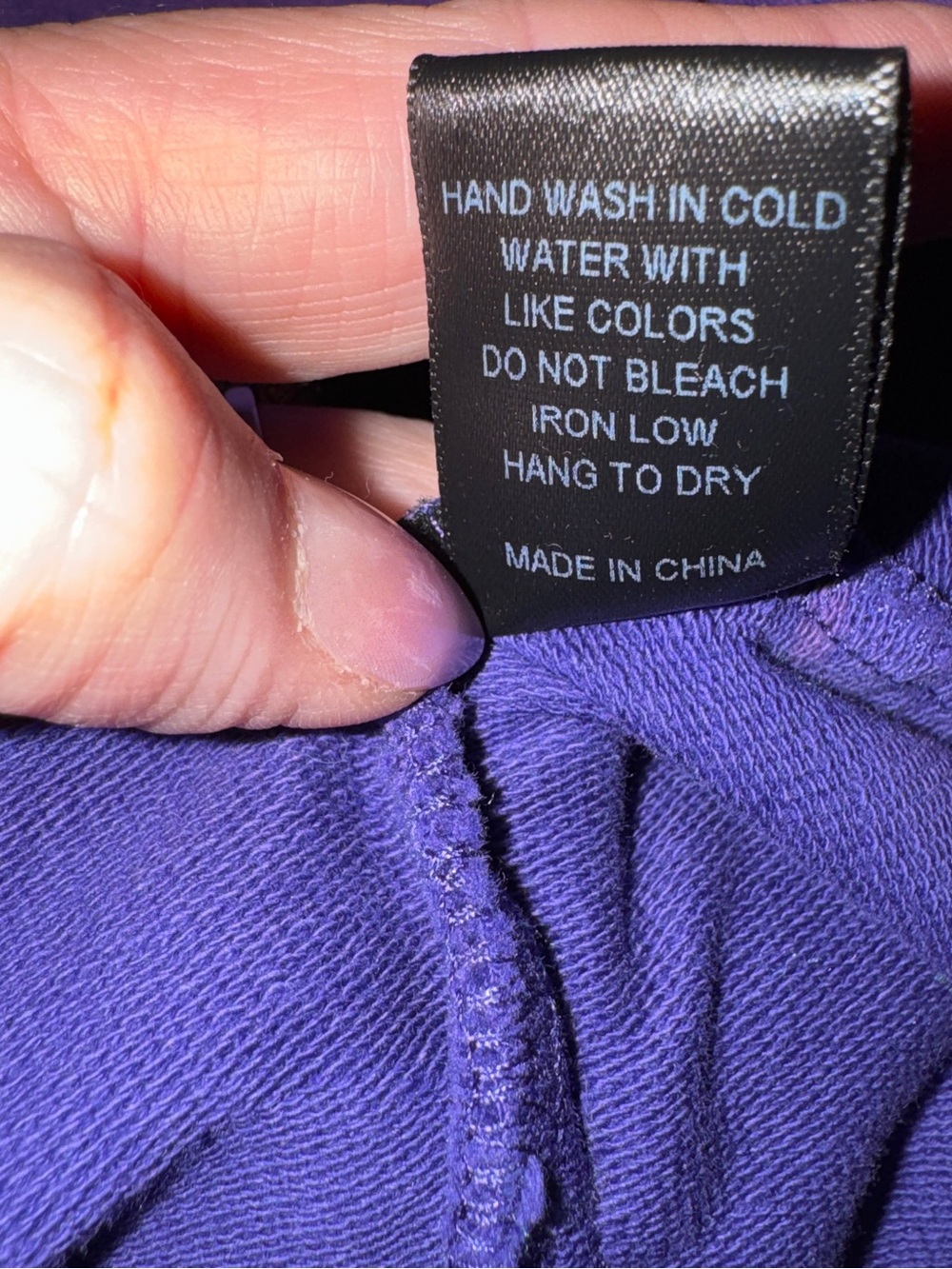 Blue Velvet - Floral Patch Detail Pullover - Purple - L - NWOT - Picture 4 of 9